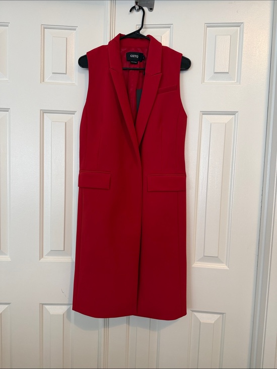 Gstq Dresses & Skirts - GSTQ Sleeveless Red Midi Blazer Dress